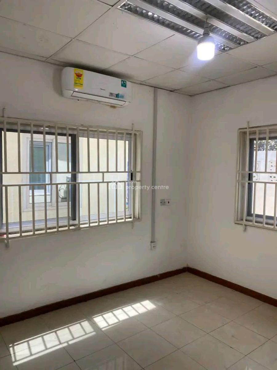 4 Bedroom Office Space @ Dzorwulu, Dzorwulu, Accra, Office Space for Rent