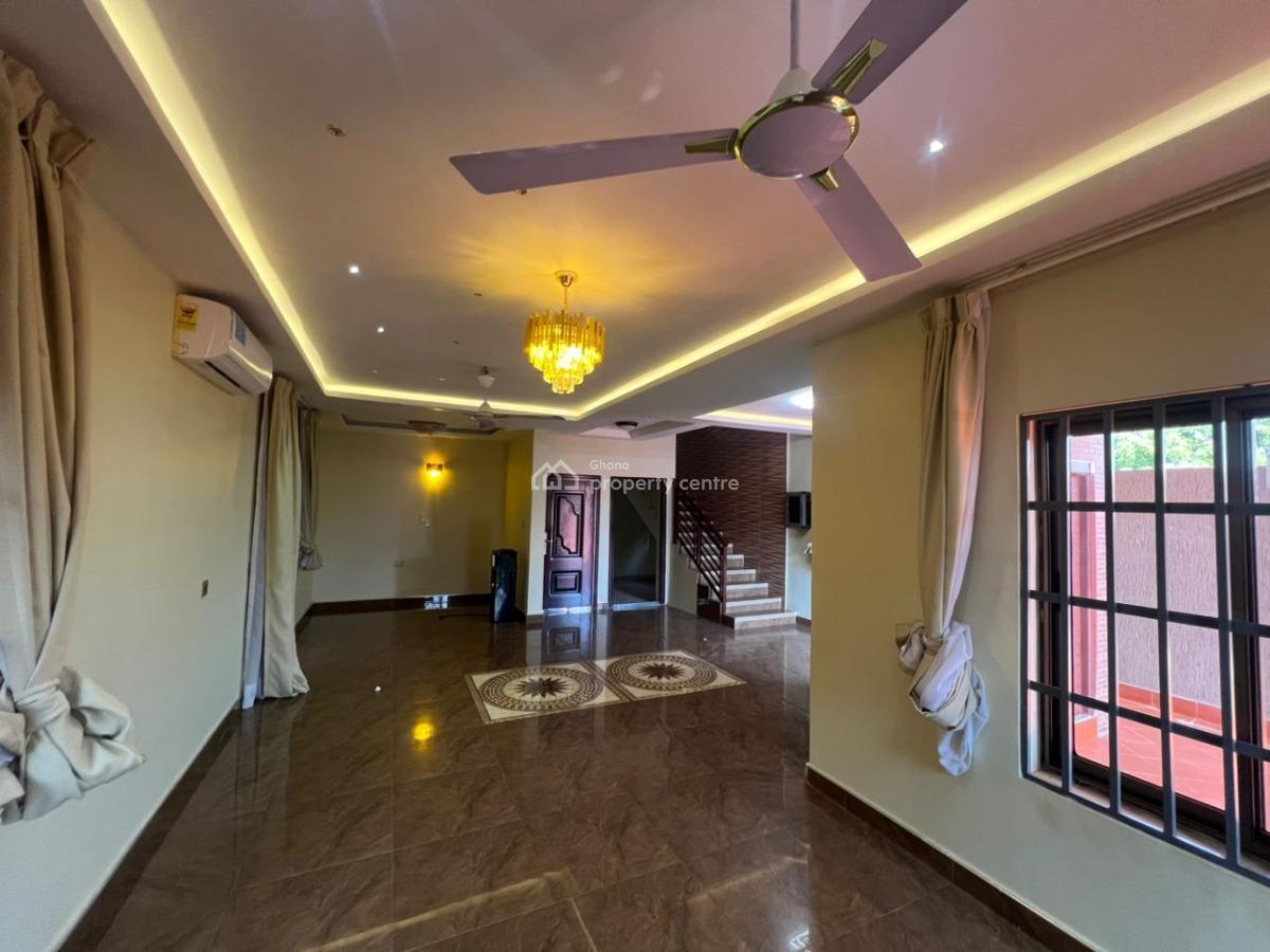 Executive3-bedroom House@ Teshie Bushroad, Bushroad, Teshie New Town, Accra, Detached Duplex for Rent
