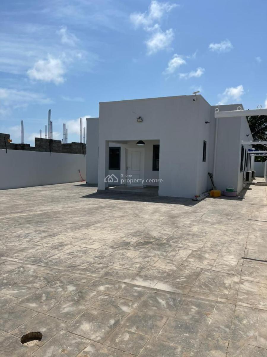 Executive 3 Bedroom House@ Sakumono, Sakumono, Tema, Accra, Detached Bungalow for Sale
