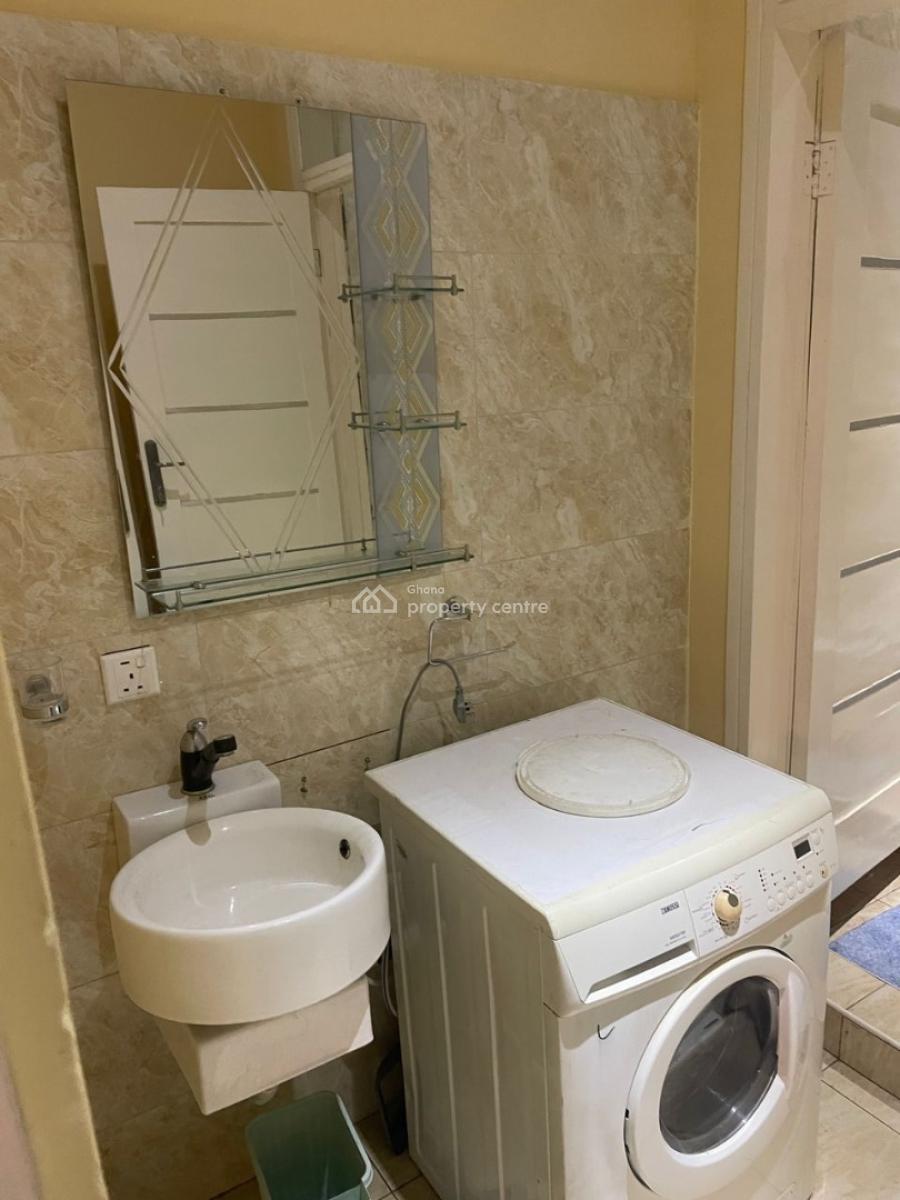 Fully Furnished 2 Bedrooms Flat, Dzorwulu, Accra, Apartment Short Let