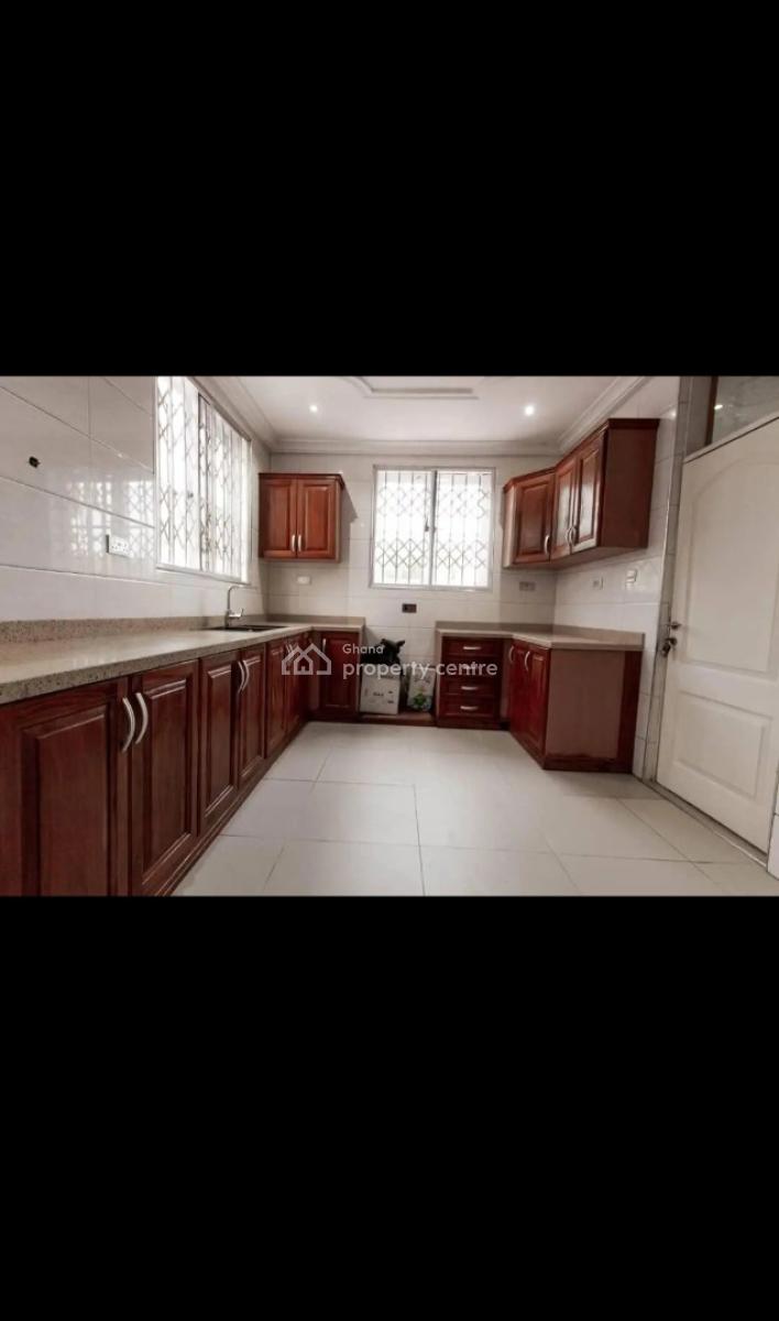 4 Bedroom House at Spintex, Spintex, Accra Metropolitan, Accra, House for Sale
