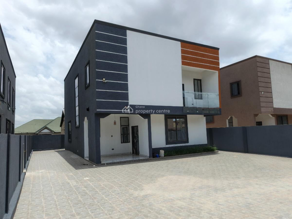 3 Bedrooms., Buokrom, Near Kumasi Airport, Kumasi Metropolitan, Ashanti, House for Sale