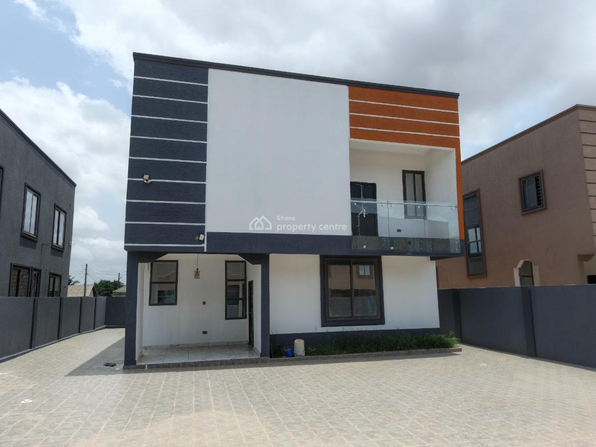 3 Bedrooms., Buokrom, Near Kumasi Airport, Kumasi Metropolitan, Ashanti, House for Sale
