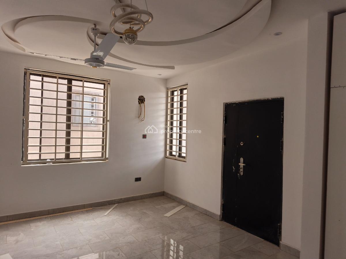 3 Bedrooms., Buokrom, Near Kumasi Airport, Kumasi Metropolitan, Ashanti, House for Sale