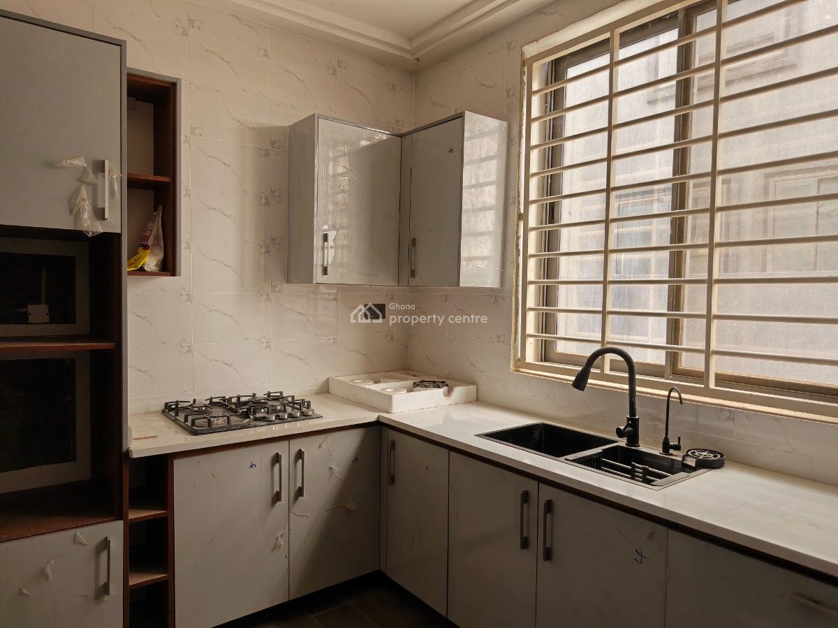 3 Bedrooms., Buokrom, Near Kumasi Airport, Kumasi Metropolitan, Ashanti, House for Sale