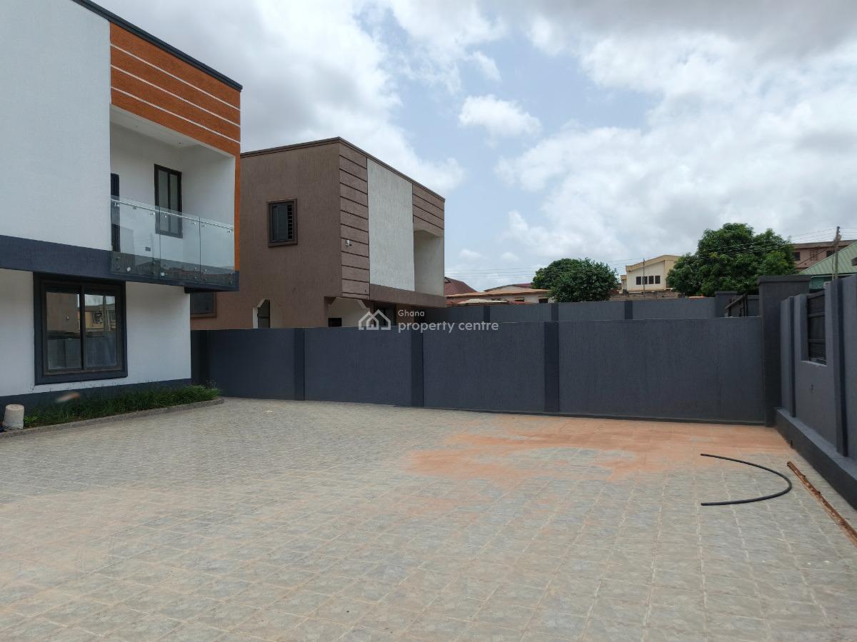 Gated Homes/ Houses, Buokrom, Near Kumasi Airport., Kumasi Metropolitan, Ashanti, House for Sale
