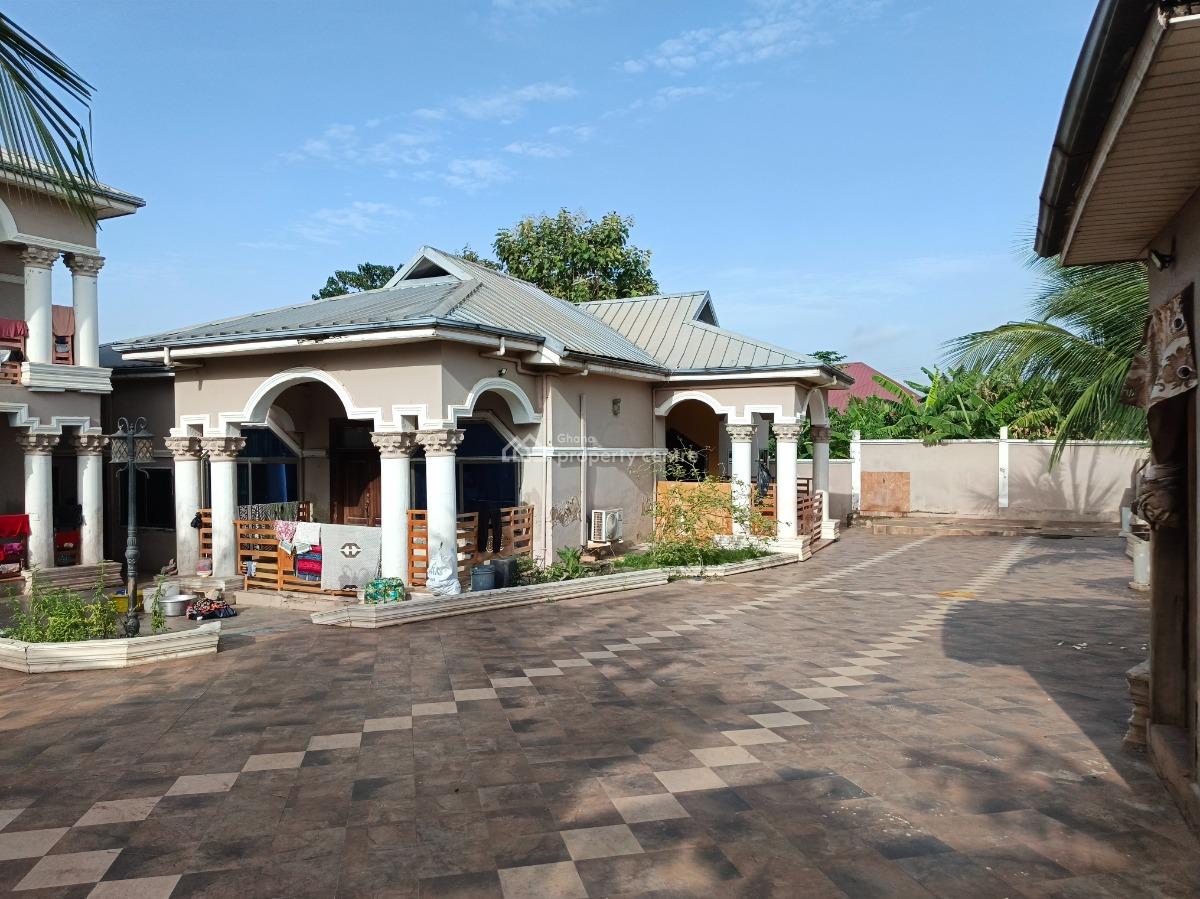 5 Bedrooms, Tech Ejisu Road, Ejisu-juaben Municipal, Ashanti, House for Sale