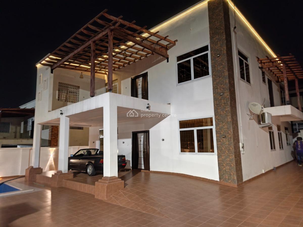 Luxury 4 Bedrooms, on Tech / Ejisu Road., Ejisu-juaben Municipal, Ashanti, House for Sale