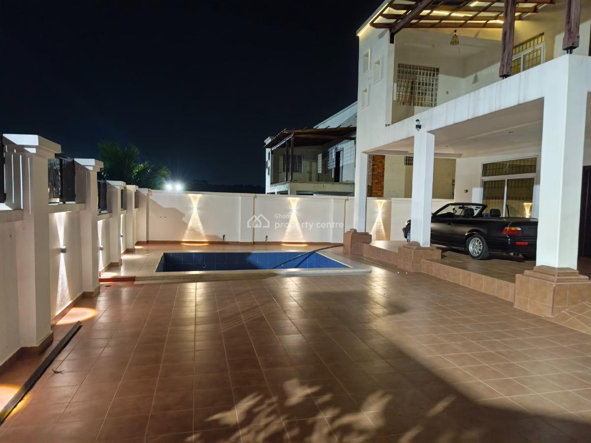 Luxury 4 Bedrooms, on Tech / Ejisu Road., Ejisu-juaben Municipal, Ashanti, House for Sale