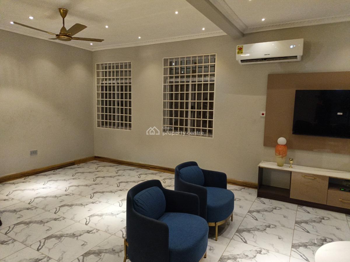 Luxury 4 Bedrooms, on Tech / Ejisu Road., Ejisu-juaben Municipal, Ashanti, House for Sale
