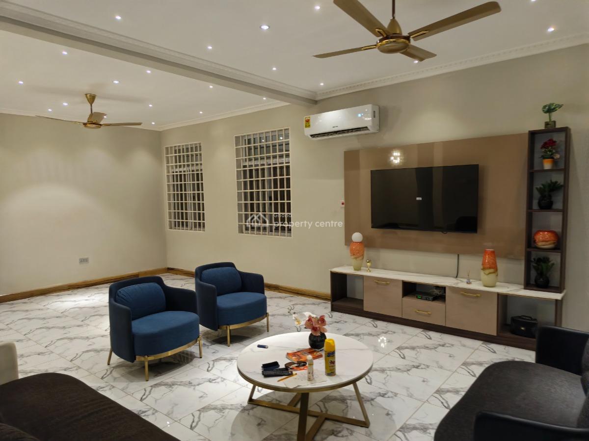 Luxury 4 Bedrooms, on Tech / Ejisu Road., Ejisu-juaben Municipal, Ashanti, House for Sale