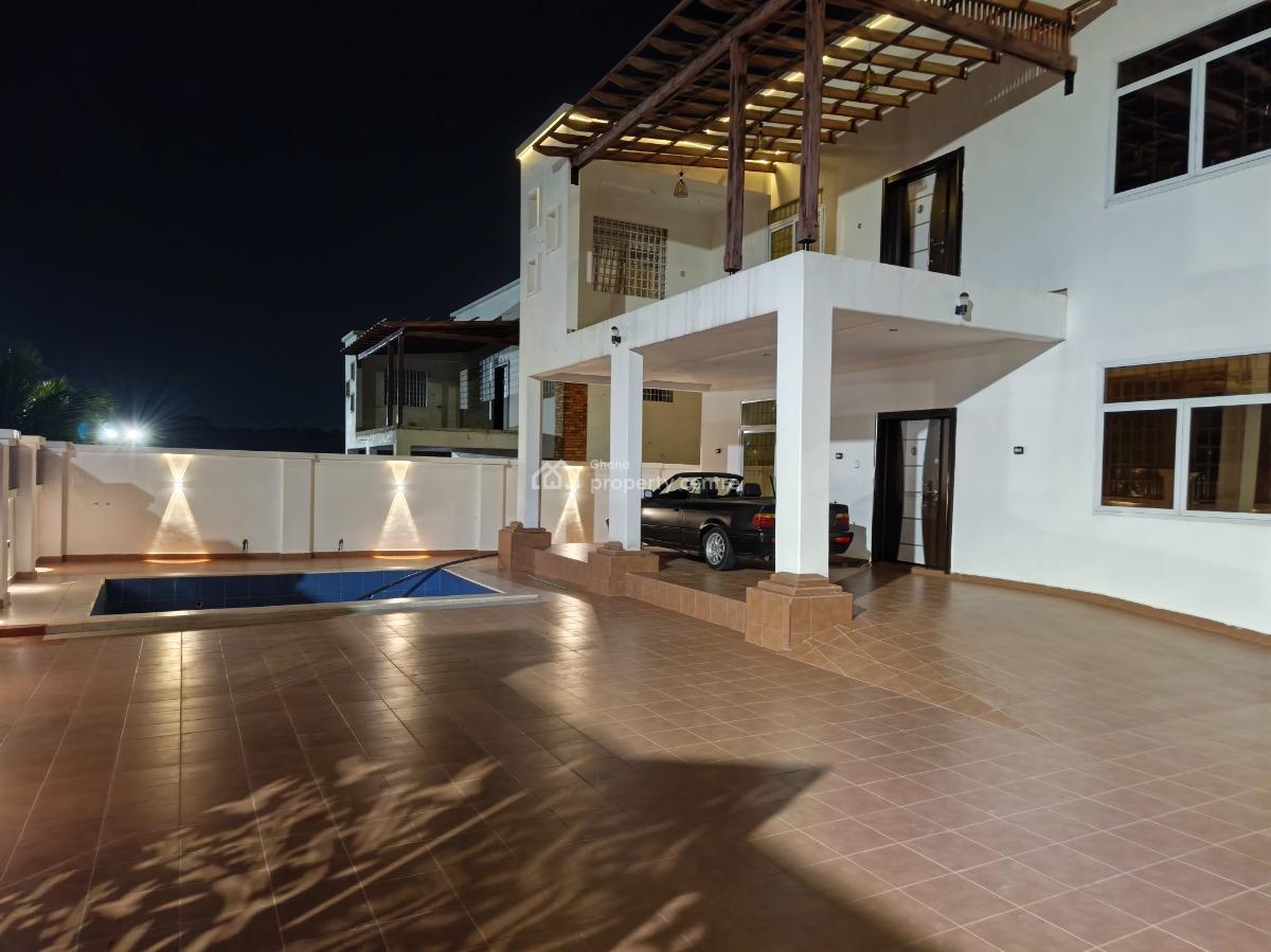 Luxury 4 Bedrooms, on Tech / Ejisu Road., Ejisu-juaben Municipal, Ashanti, House for Sale