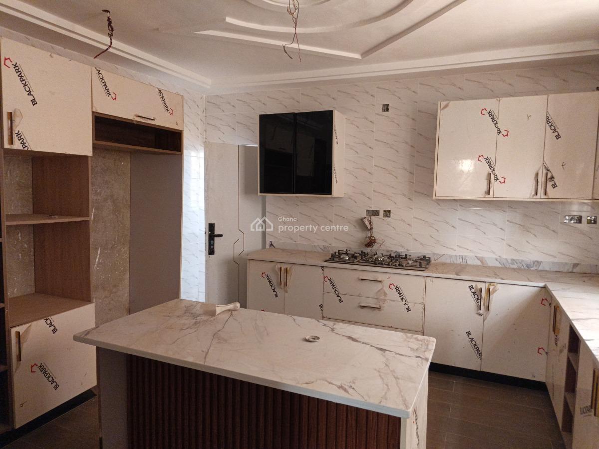 4 Bedrooms, Buokrom, Kumasi Metropolitan, Ashanti, House for Sale