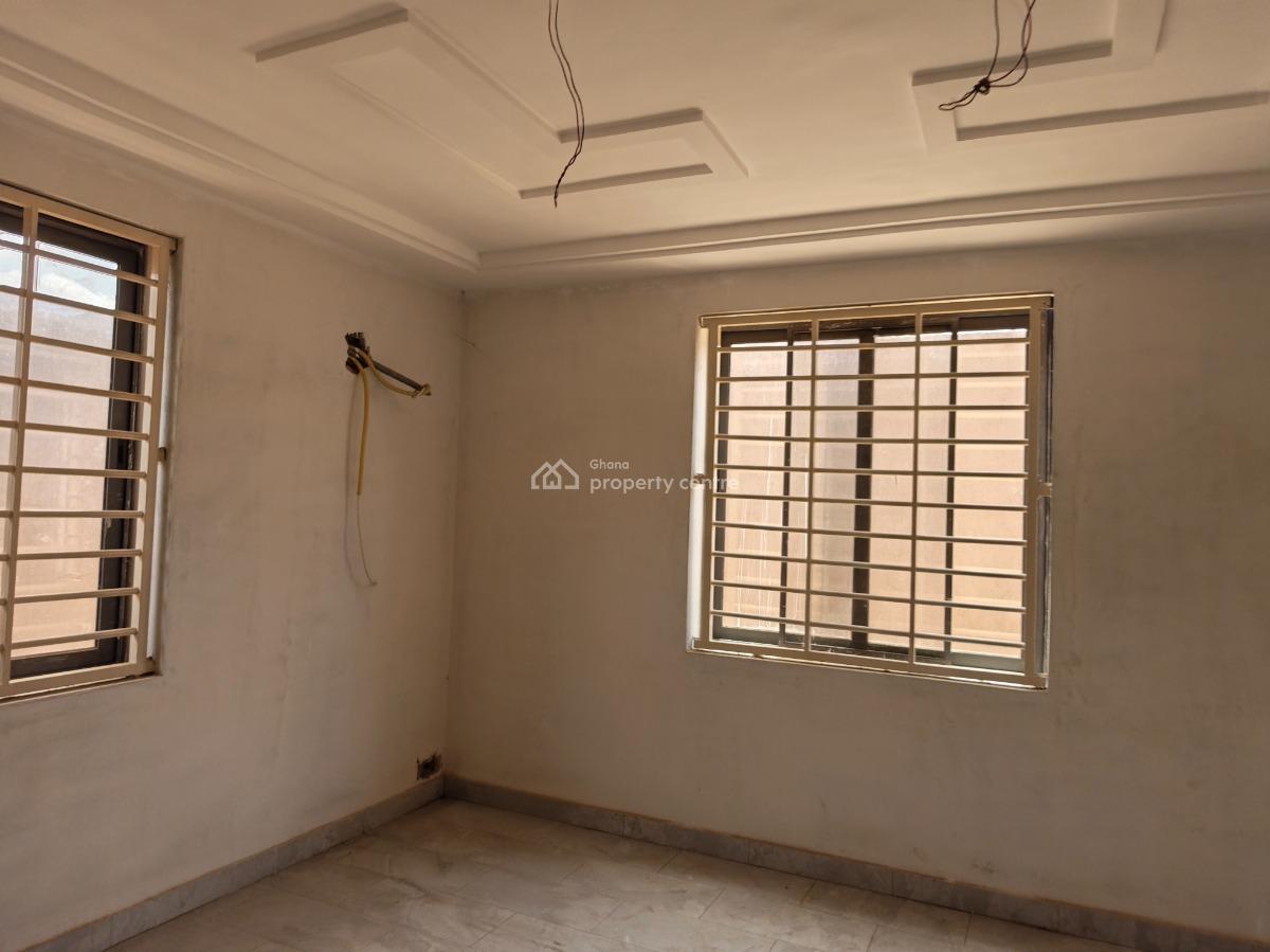 4 Bedrooms, Buokrom, Kumasi Metropolitan, Ashanti, House for Sale