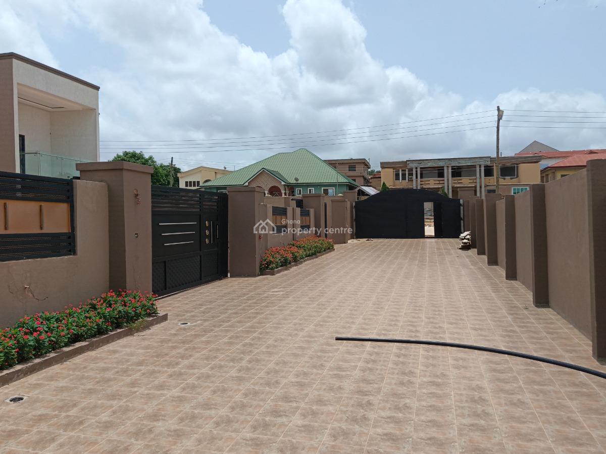 4 Bedrooms, Buokrom, Kumasi Metropolitan, Ashanti, House for Sale
