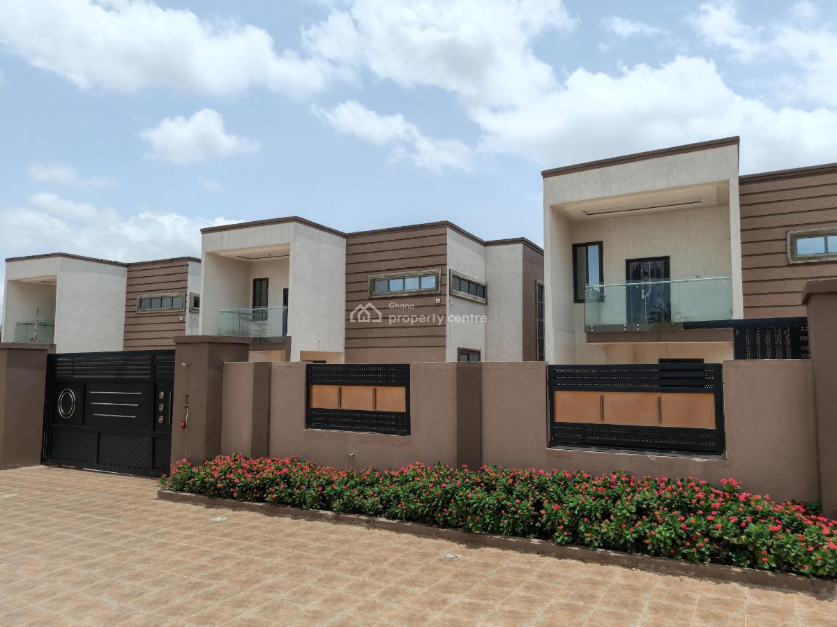 4 Bedrooms. ( Gated Homes / Houses), Buokrom,gated Homes/ Houses, Kumasi Metropolitan, Ashanti, House for Sale