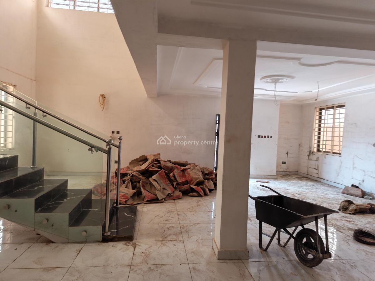 4 Bedrooms. ( Gated Homes / Houses), Buokrom,gated Homes/ Houses, Kumasi Metropolitan, Ashanti, House for Sale