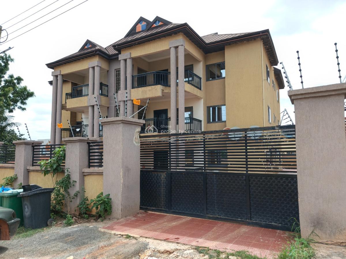 12 Bedrooms Apartments House, Tafo Okess, Kumasi Metropolitan, Ashanti, Block of Flats for Sale