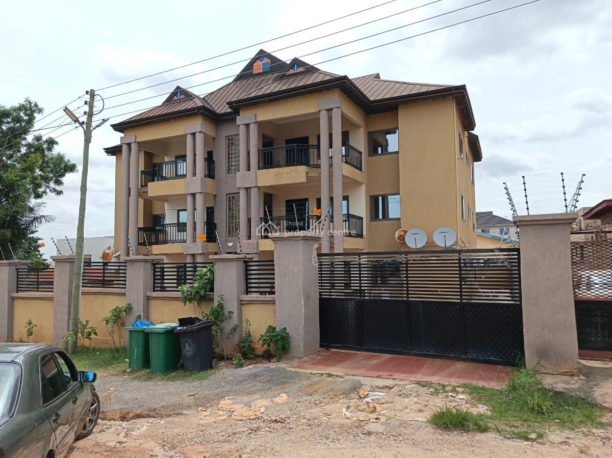 12 Bedrooms Apartments House, Tafo Okess, Kumasi Metropolitan, Ashanti, Block of Flats for Sale