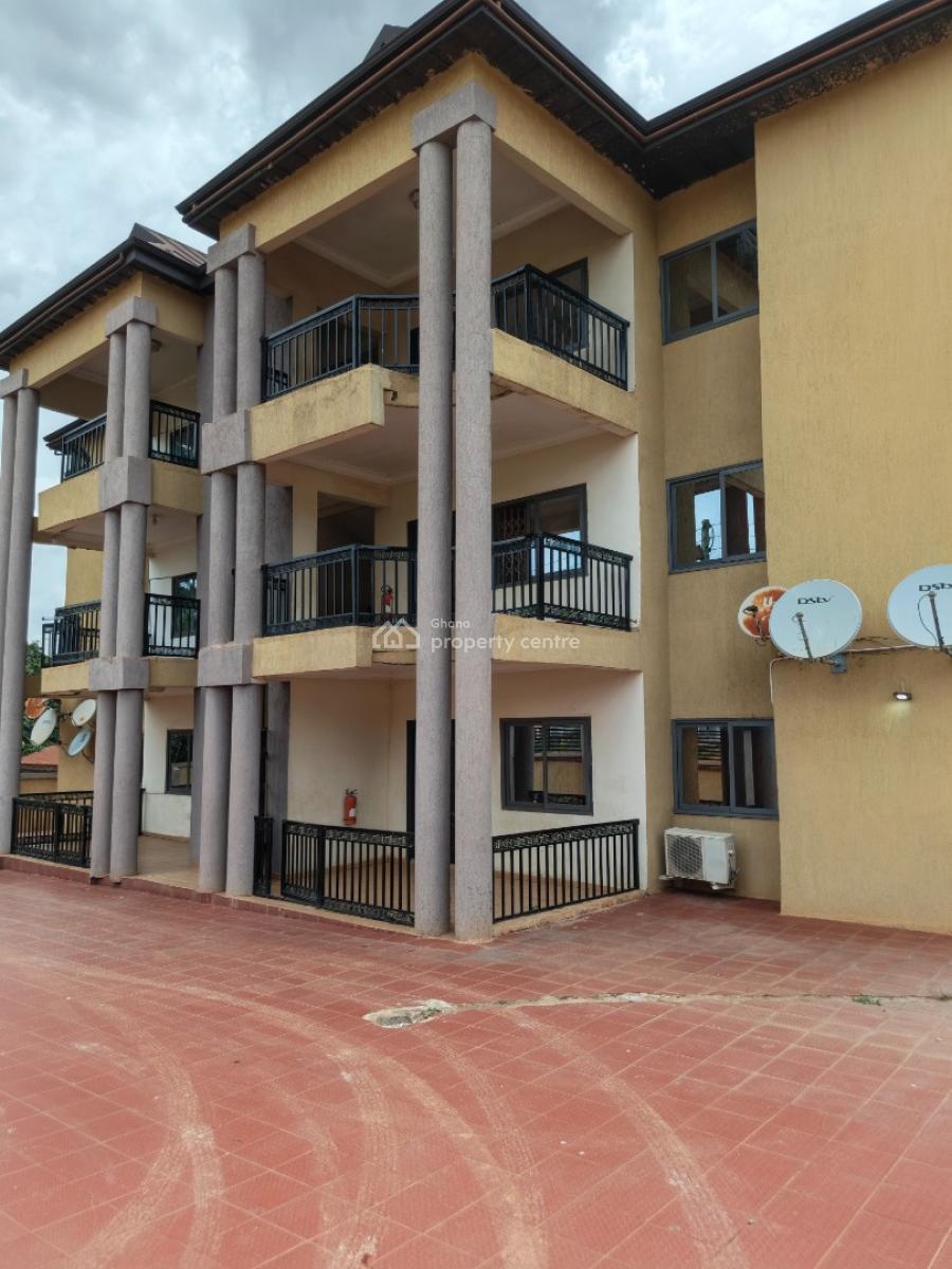 12 Bedrooms Apartments House, Tafo Okess, Kumasi Metropolitan, Ashanti, Block of Flats for Sale