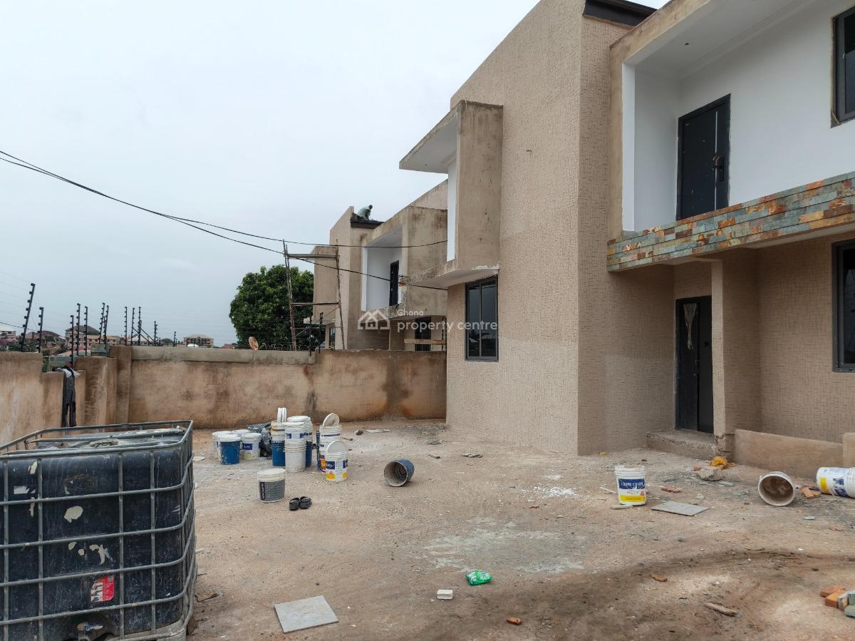 4 Bedrooms, Buokrom Estate F Line., Kumasi Metropolitan, Ashanti, House for Sale