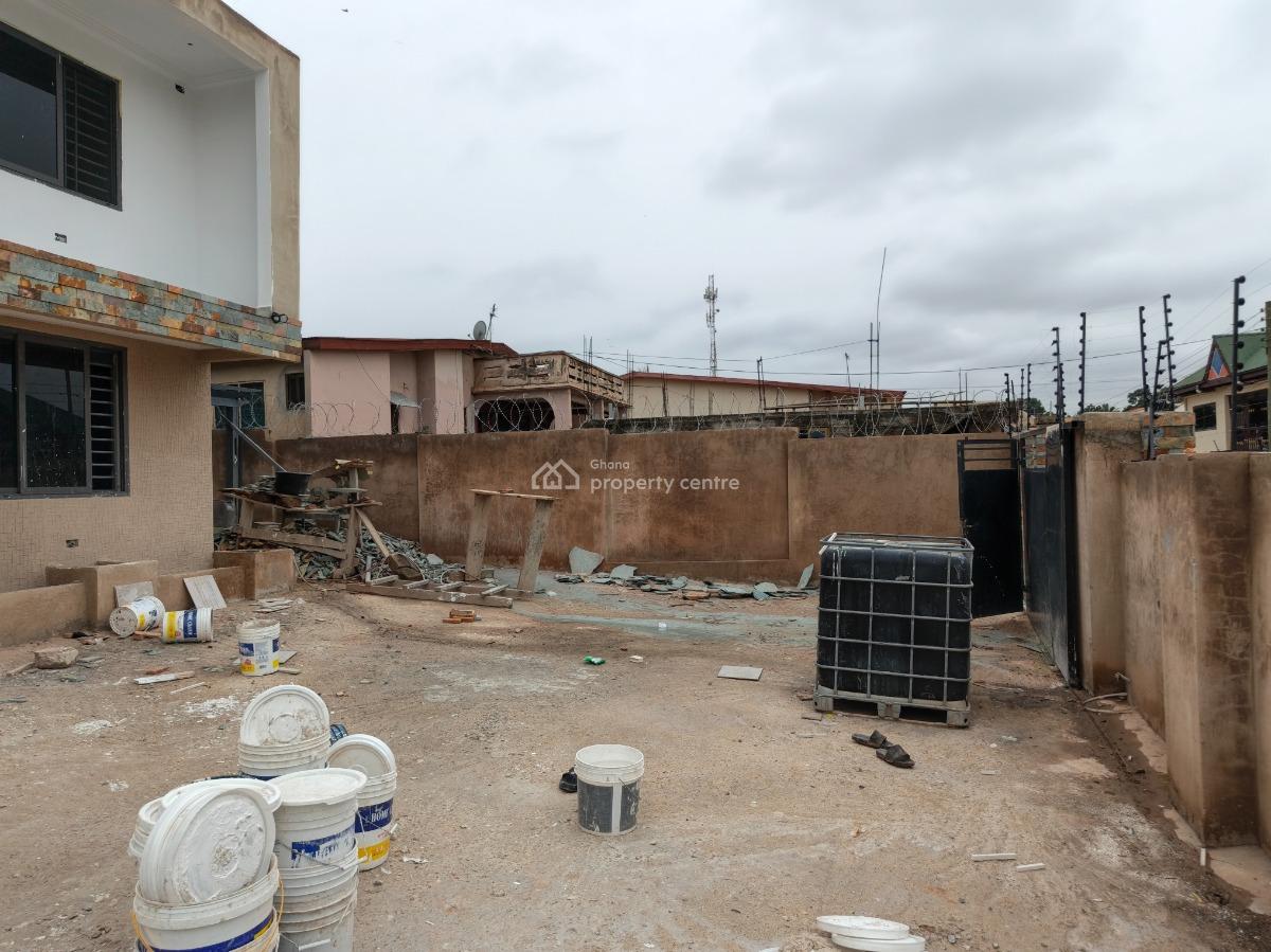 4 Bedrooms, Buokrom Estate F Line., Kumasi Metropolitan, Ashanti, House for Sale