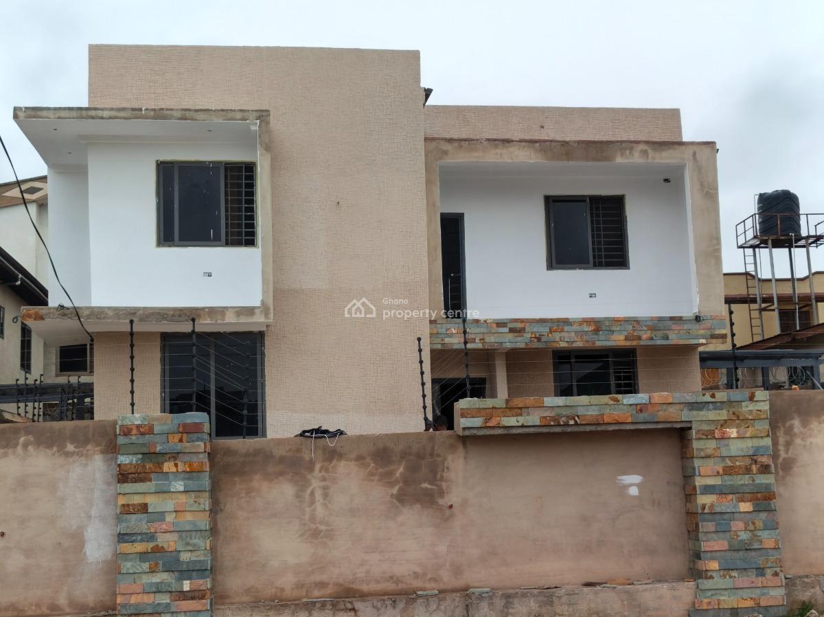4 Bedrooms, Buokrom Estate F Line., Kumasi Metropolitan, Ashanti, House for Sale