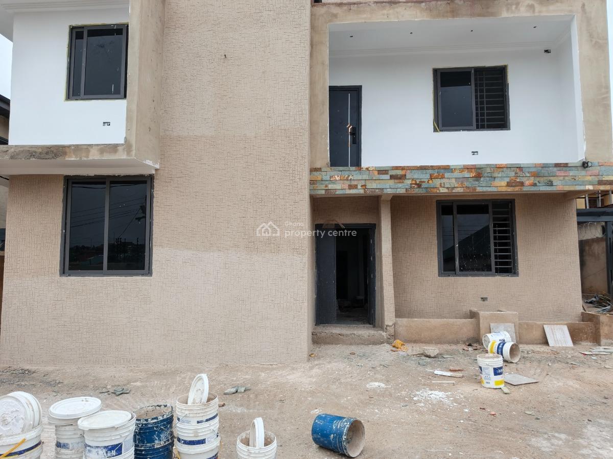 4 Bedrooms, Buokrom Estate F Line., Kumasi Metropolitan, Ashanti, House for Sale