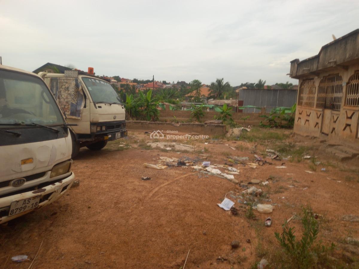 Main Road Side Plot ( 160*100) Ft, Pokukrom, Near Tanoso,apatrapa, Sofoline, Abuakwa., Kumasi Metropolitan, Ashanti, Mixed-use Land for Sale