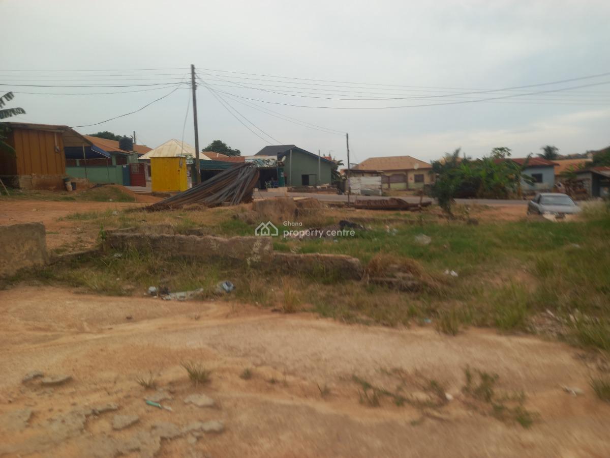 Main Road Side Plot ( 160*100) Ft, Pokukrom, Near Tanoso,apatrapa, Sofoline, Abuakwa., Kumasi Metropolitan, Ashanti, Mixed-use Land for Sale