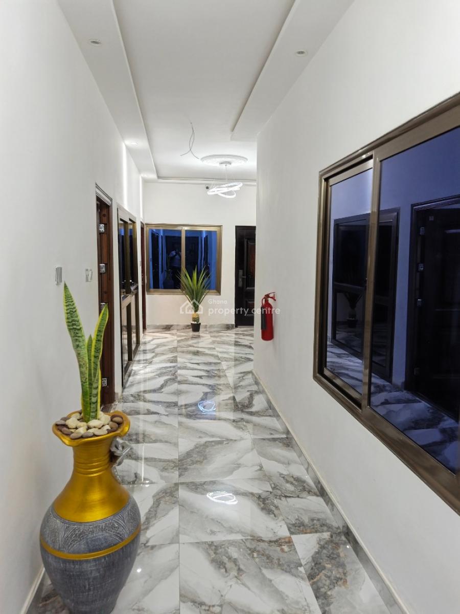 Hotel     ( 16 Bedrooms ), Owhim Amanfrom, on Abrepo Barekese Road, Kumasi Metropolitan, Ashanti, Hotel / Guest House for Sale