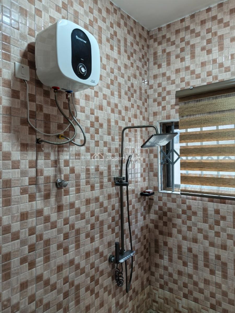 Hotel     ( 16 Bedrooms ), Owhim Amanfrom, on Abrepo Barekese Road, Kumasi Metropolitan, Ashanti, Hotel / Guest House for Sale