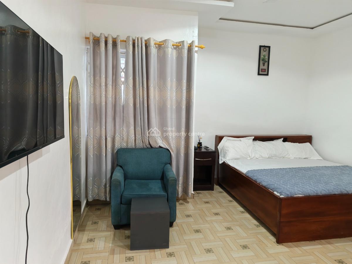 Hotel ( 17 Bedrooms), Ahenama Kokoben, Near Santasi., Kumasi Metropolitan, Ashanti, Hotel / Guest House for Sale