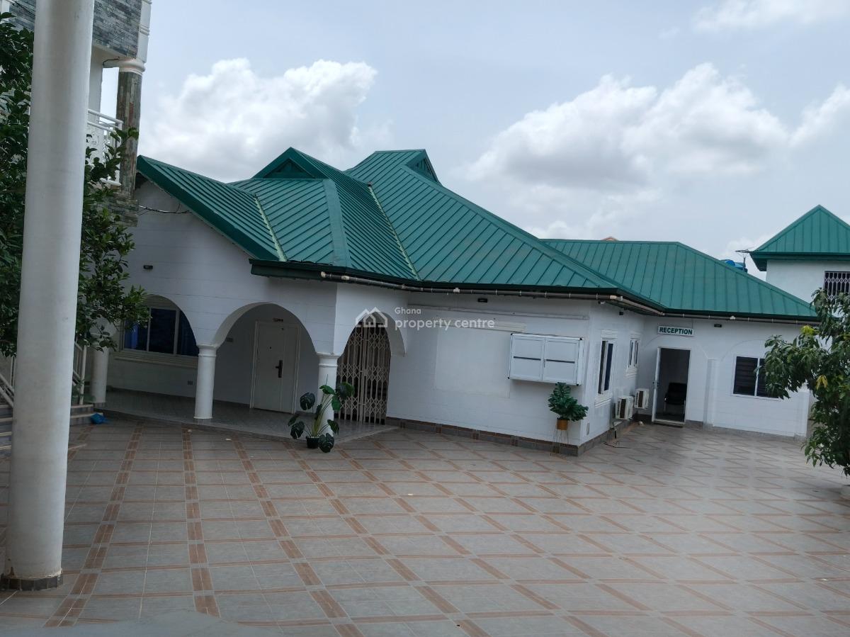 Hotel ( 17 Bedrooms), Ahenama Kokoben, Near Santasi., Kumasi Metropolitan, Ashanti, Hotel / Guest House for Sale