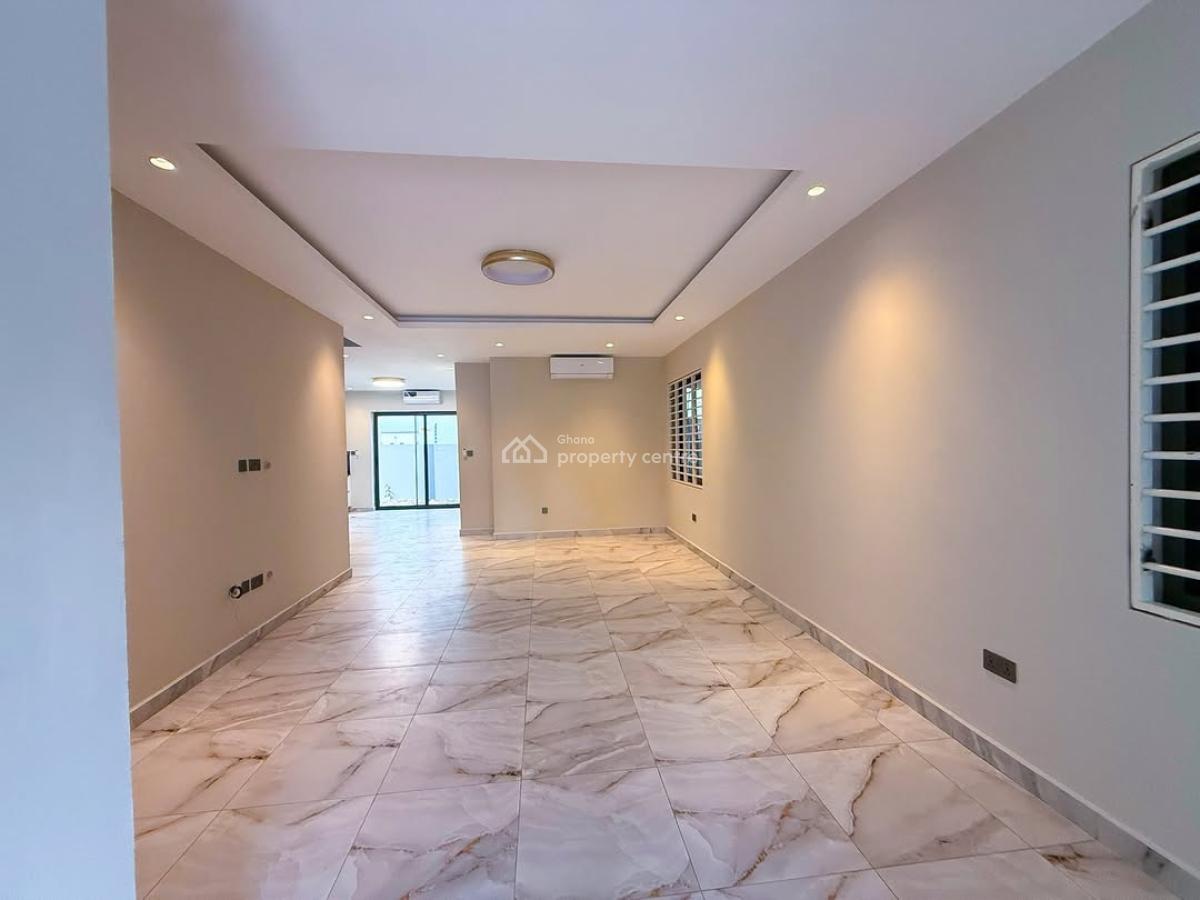 4 Bedroom House with a Boys Quarters at Ashaley Botwe, Ashaley Botwe, Accra Metropolitan, Accra, House for Sale