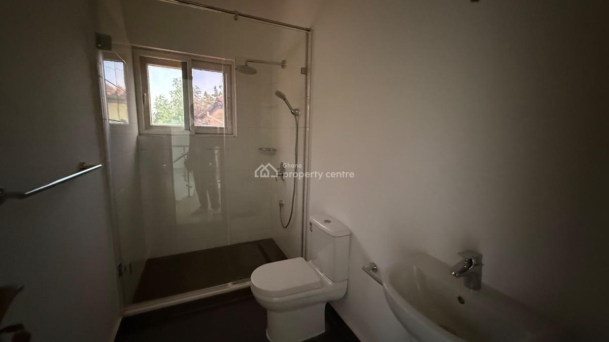 3 Bedroom Townhouse with Staff Quarters in a Gated Community, Airport Residential Area, Accra, Townhouse for Rent