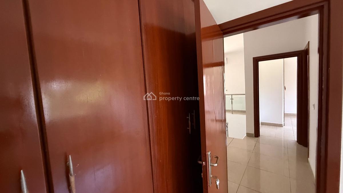 3 Bedroom Townhouse with Staff Quarters in a Gated Community, Airport Residential Area, Accra, Townhouse for Rent