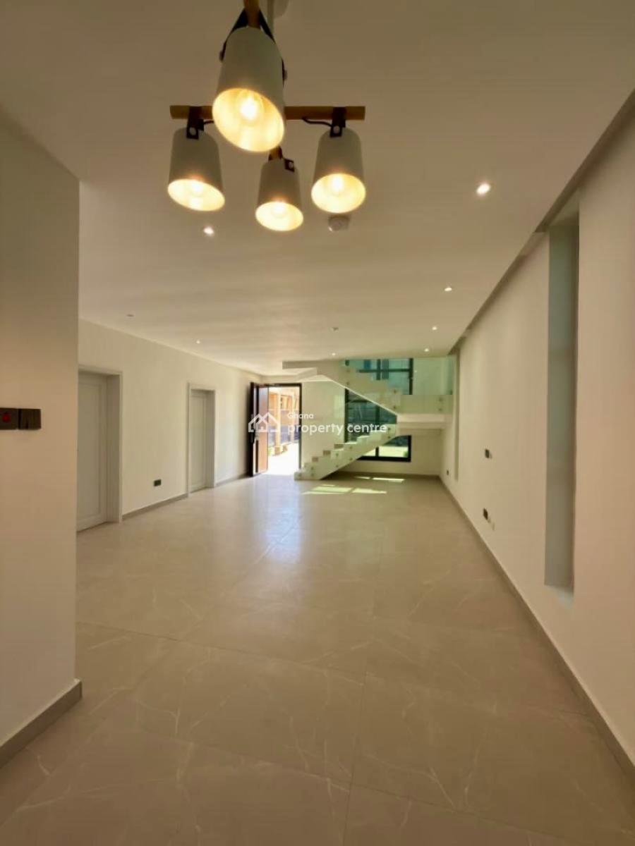 4 Bedroom Townhouse in a Gated Community, Airport Residential Area, Accra, Townhouse for Sale