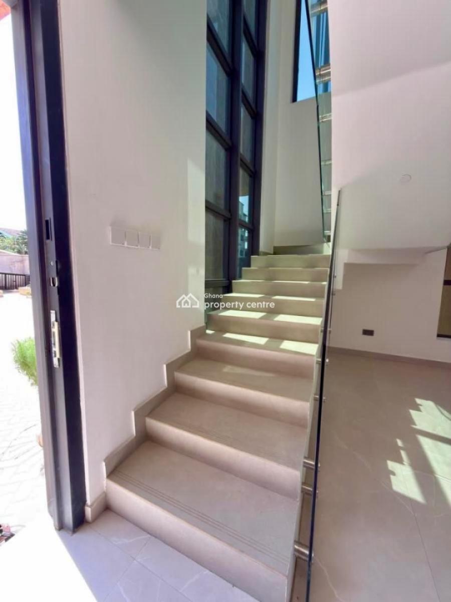 4 Bedroom Townhouse in a Gated Community, Airport Residential Area, Accra, Townhouse for Sale