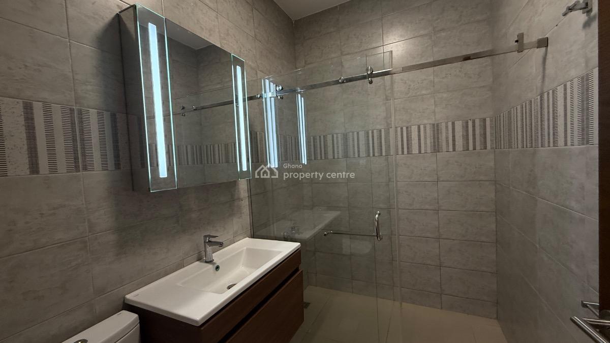 Serviced 3 Bedroom Apartment with Staff Quarters, Pool & Gym, Airport Residential Area, Accra, Apartment for Rent