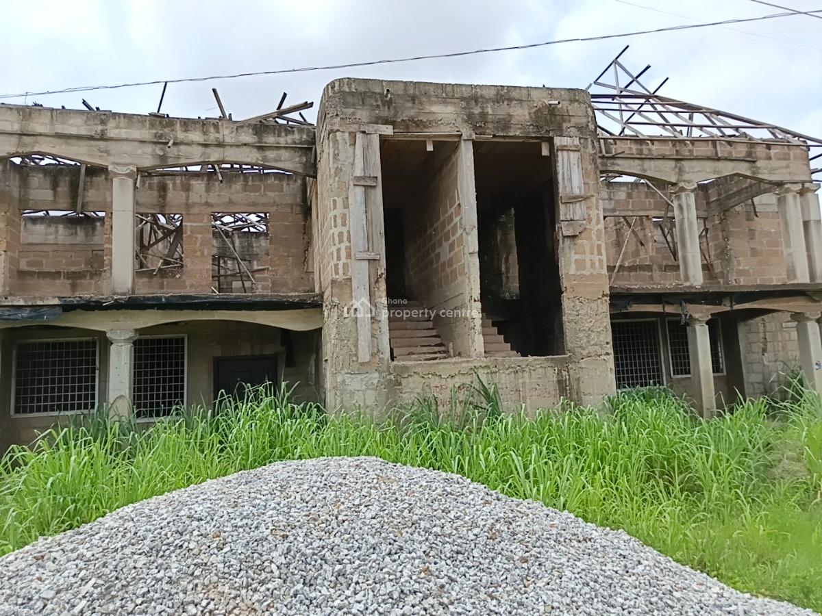 14 Bedroom Apartments/ Flats, Abuakwa Manhyia, Kumasi Metropolitan, Ashanti, Block of Flats for Sale