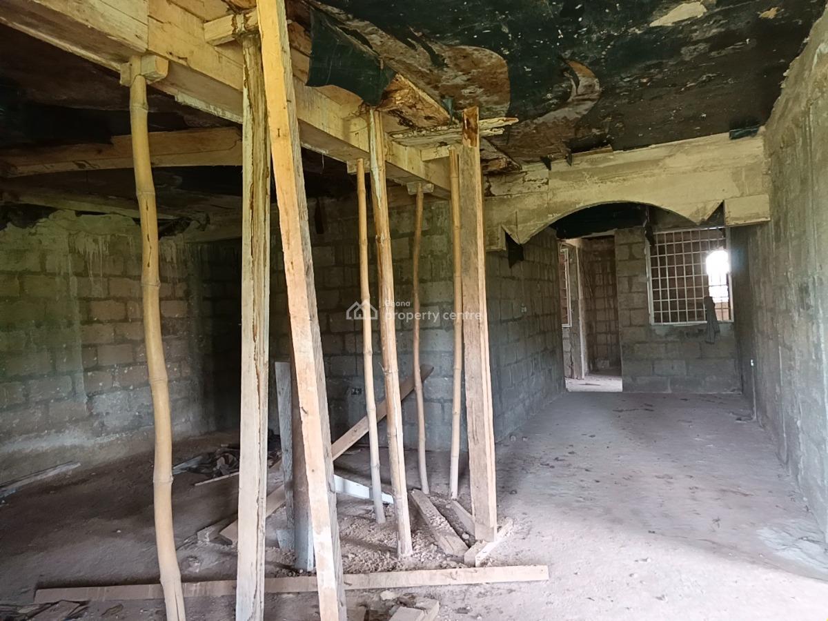 14 Bedroom Apartments/ Flats, Abuakwa Manhyia, Kumasi Metropolitan, Ashanti, Block of Flats for Sale