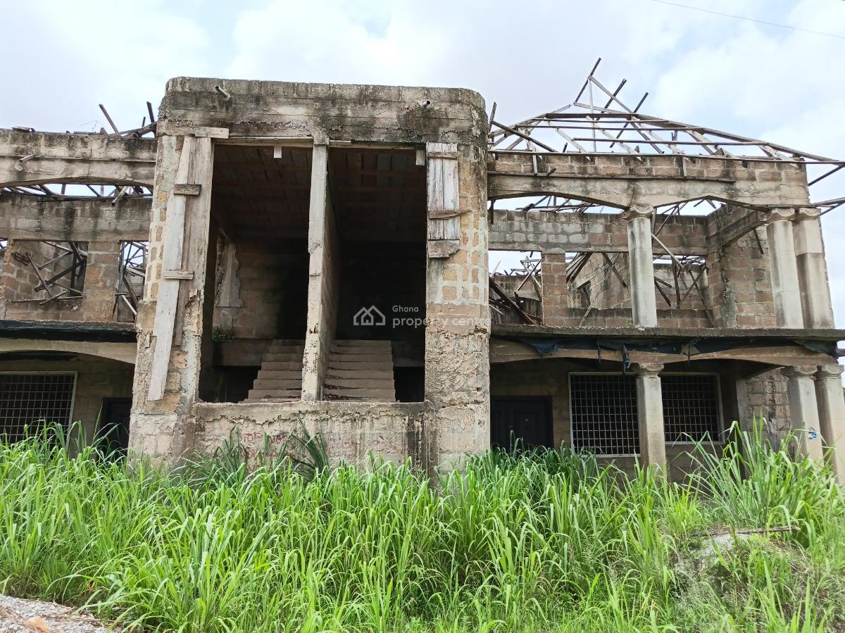 14 Bedroom Apartments/ Flats, Abuakwa Manhyia, Kumasi Metropolitan, Ashanti, Block of Flats for Sale