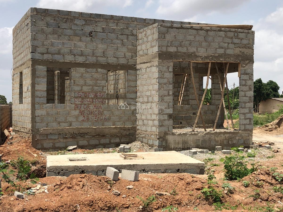 Uncompleted 3 Bedroom in a Good Location., Abokobi Lorry Station, Abokobi, Ga East Municipal, Accra, Detached Bungalow for Sale