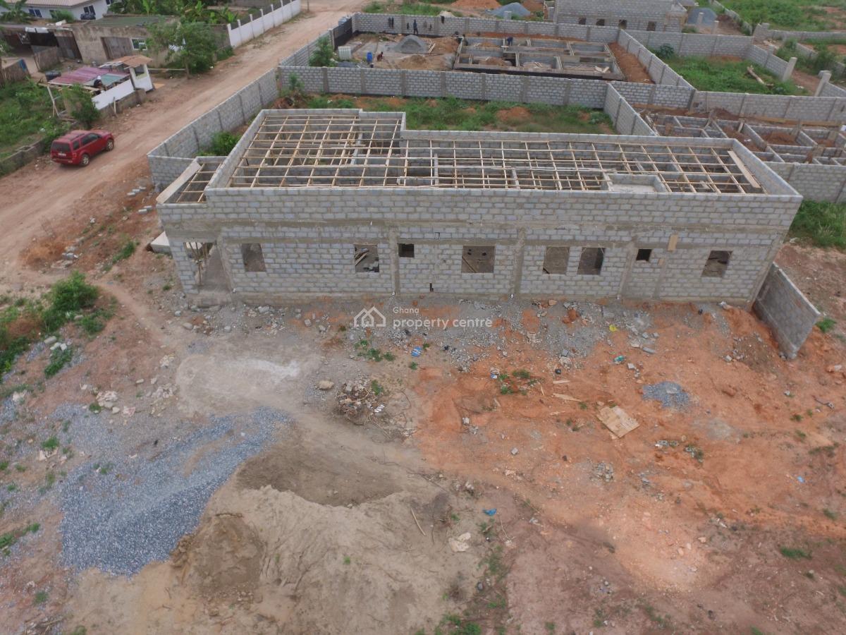 Uncompleted 3 Bedroom in a Good Location., Abokobi Lorry Station, Abokobi, Ga East Municipal, Accra, Detached Bungalow for Sale