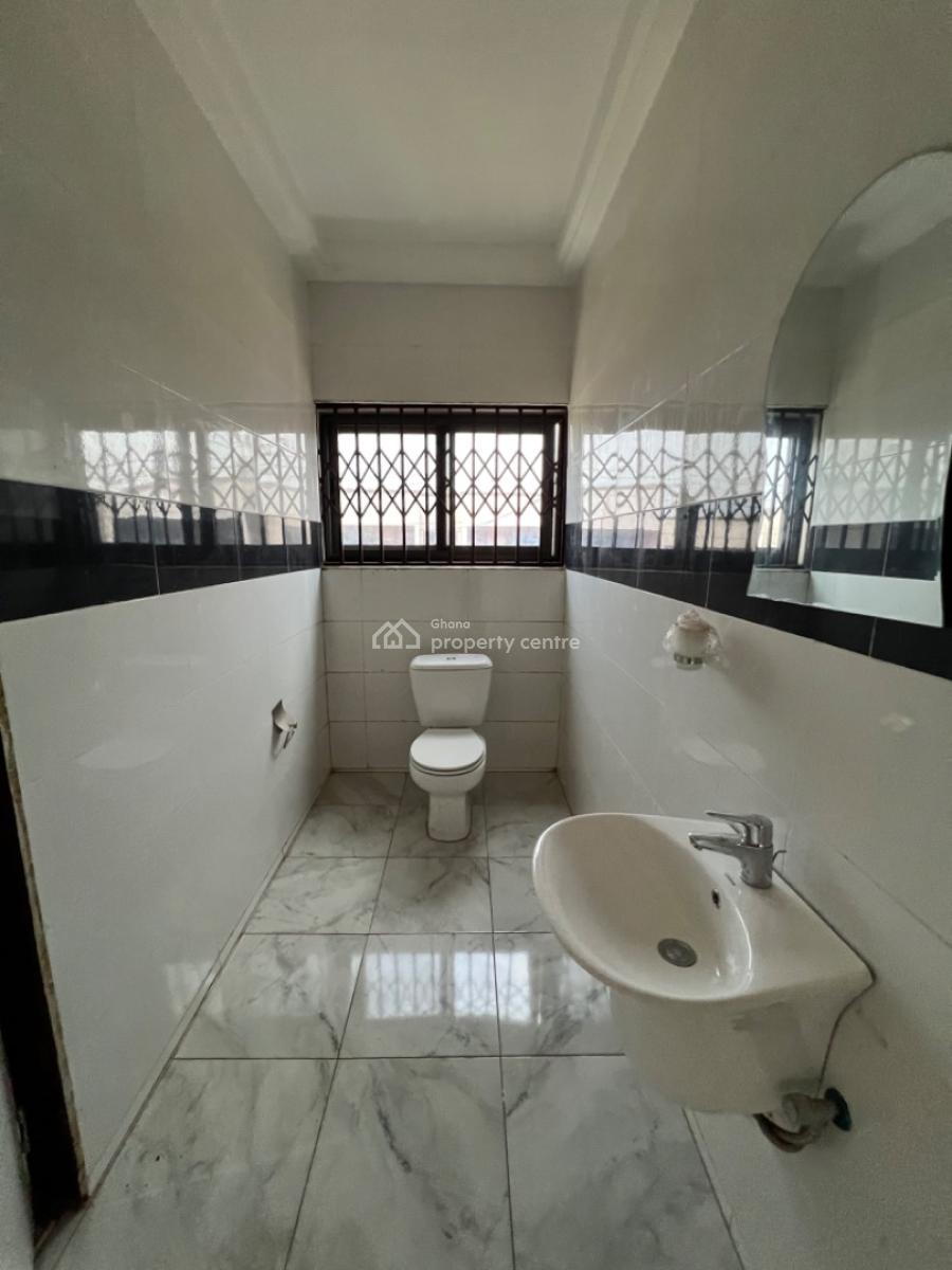 3 Bedrooms Semi Detached House, Oyarifa, La Nkwantanang Madina Municipal, Accra, Semi-detached Duplex for Rent