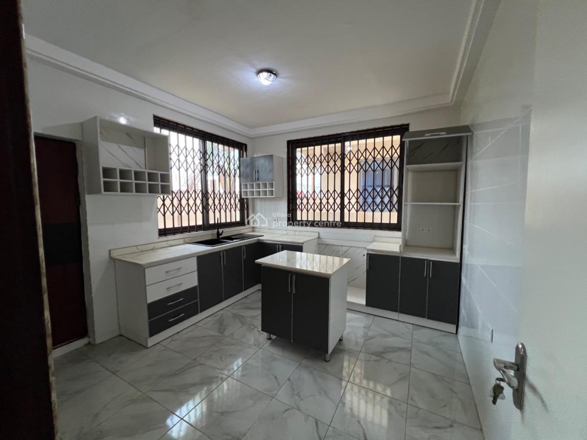 3 Bedrooms Semi Detached House, Oyarifa, La Nkwantanang Madina Municipal, Accra, Semi-detached Duplex for Rent