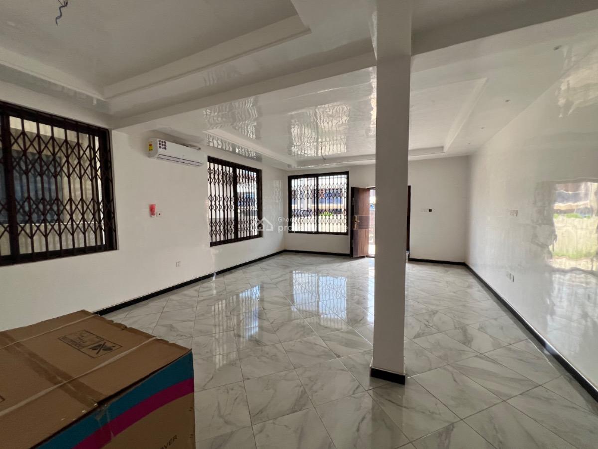 3 Bedrooms Semi Detached House, Oyarifa, La Nkwantanang Madina Municipal, Accra, Semi-detached Duplex for Rent