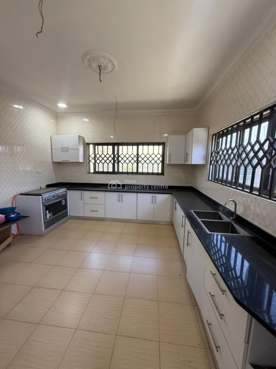 5 Bedrooms, Old Barrier Scc, Weija, Ga South Municipal, Accra, Detached Duplex for Sale