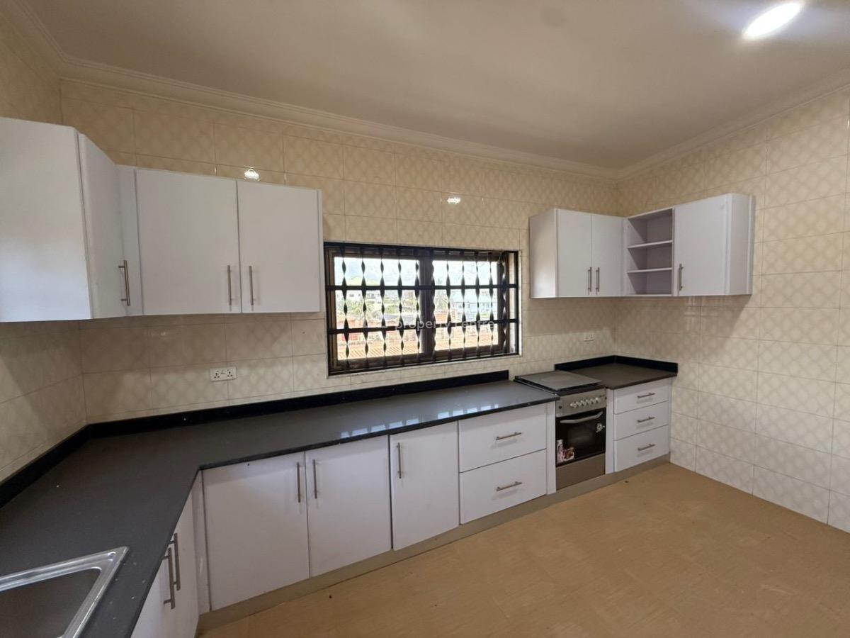 5 Bedrooms, Old Barrier Scc, Weija, Ga South Municipal, Accra, Detached Duplex for Sale